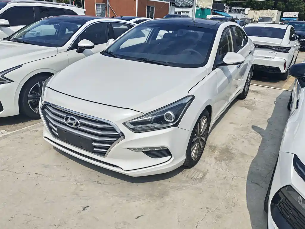 Hyundai Mistra