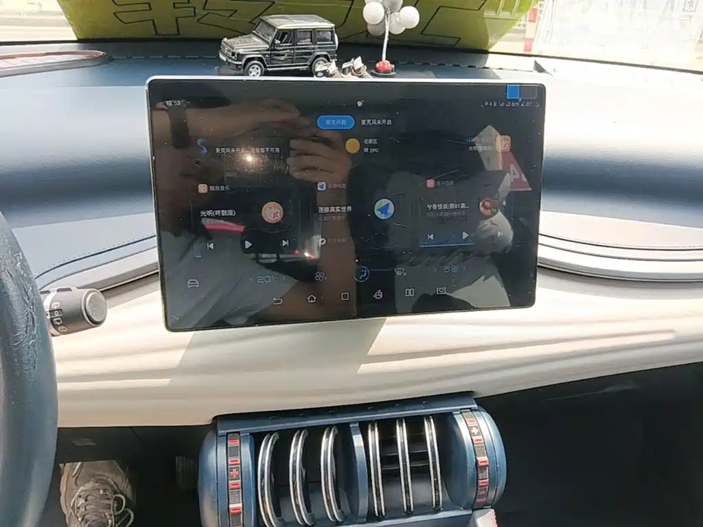 BYD Yuan Plus — миниатюра 13