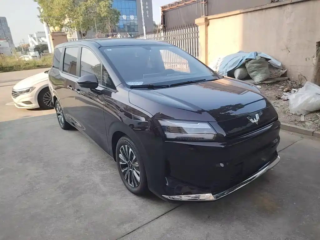 Wuling Xingguang 730 New Energy — миниатюра 4