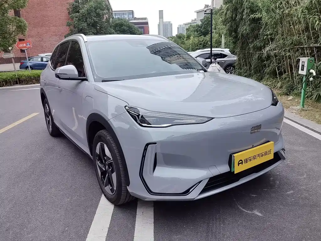 Geely Galaxy Galaxy E5 E5 2024 530km +