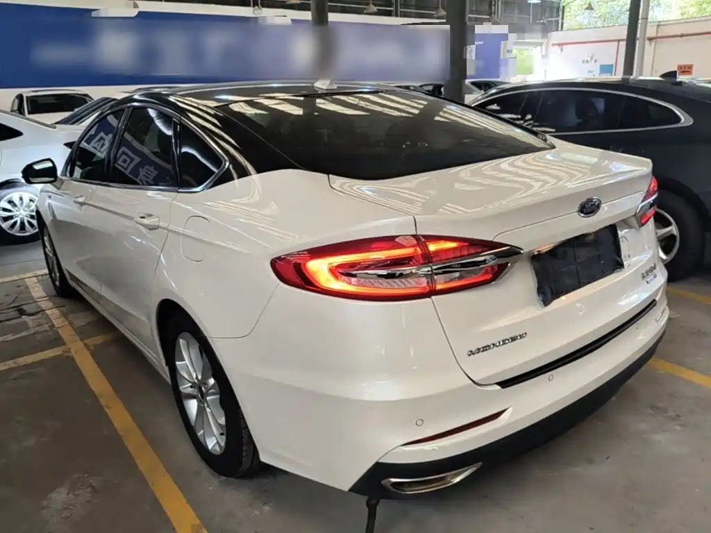 Ford Mondeo — миниатюра 5