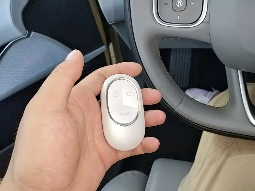 NIO ET5T — миниатюра 9