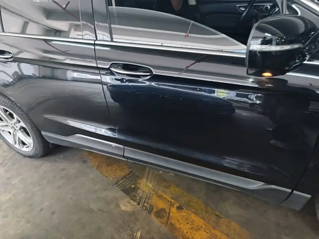 Ford Edge — миниатюра 21