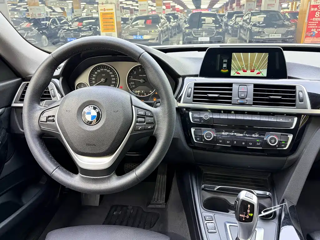BMW 3 Series GT 3 GT 2019 320i Fashion