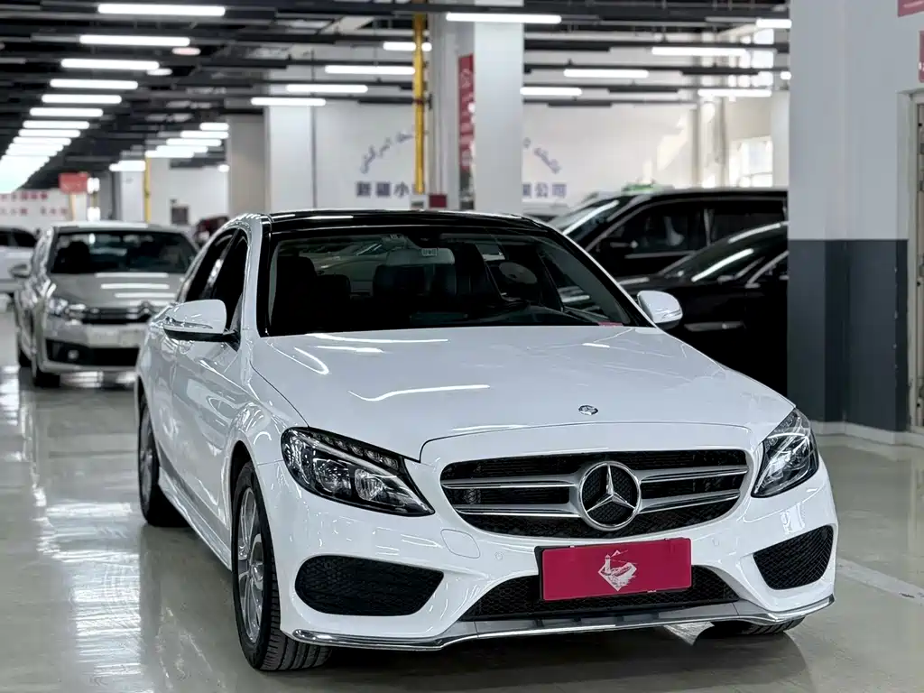 Mercedes-Benz C-Class — миниатюра 3