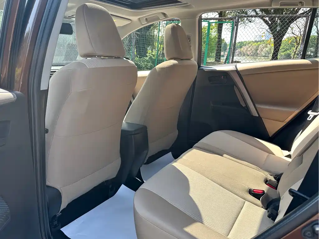 TOYOTA RAV4 RONGFANG