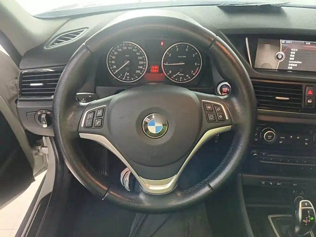 BMW X1 — миниатюра 11