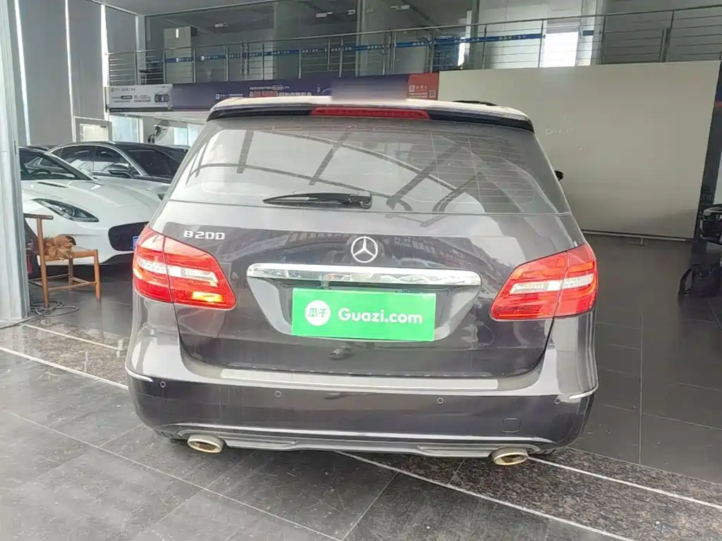 Mercedes-Benz B-Class — миниатюра 6
