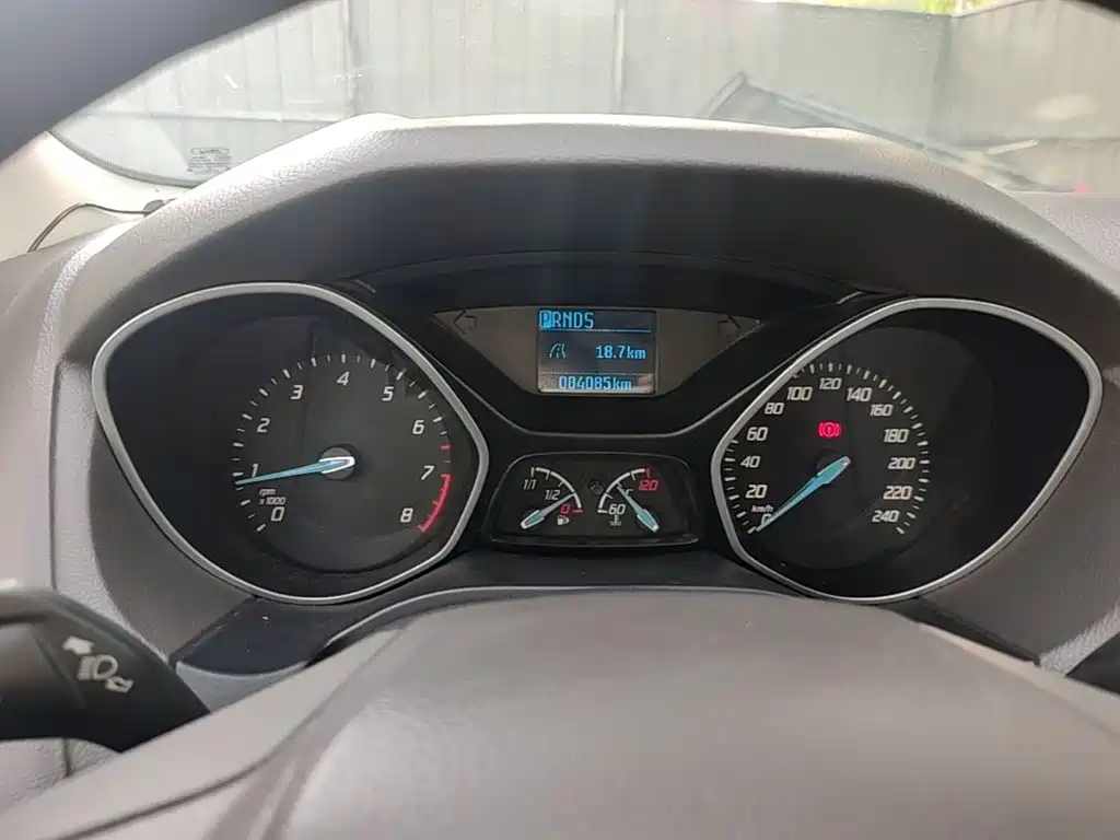 Ford Focus — миниатюра 12