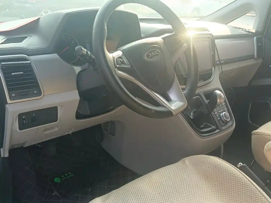 JAC Refine Refine M4 — миниатюра 12