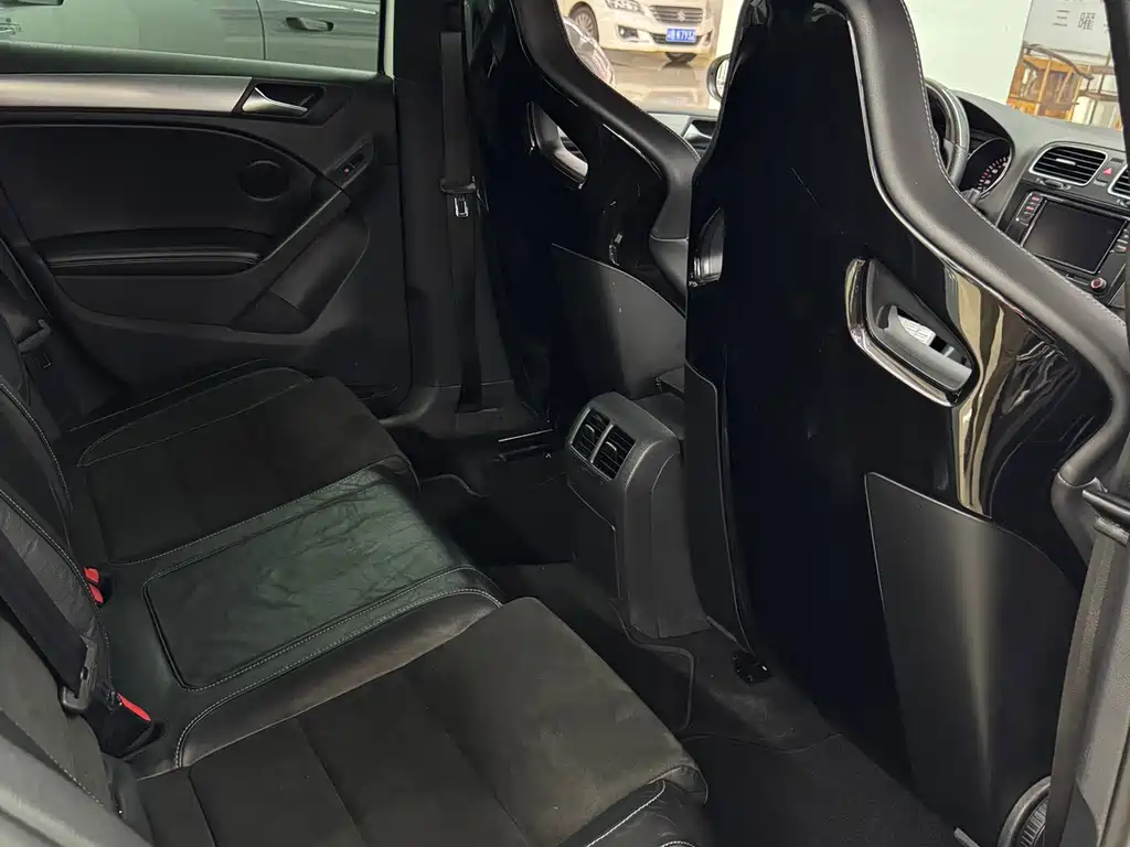 Volkswagen Golf (Import) — миниатюра 11