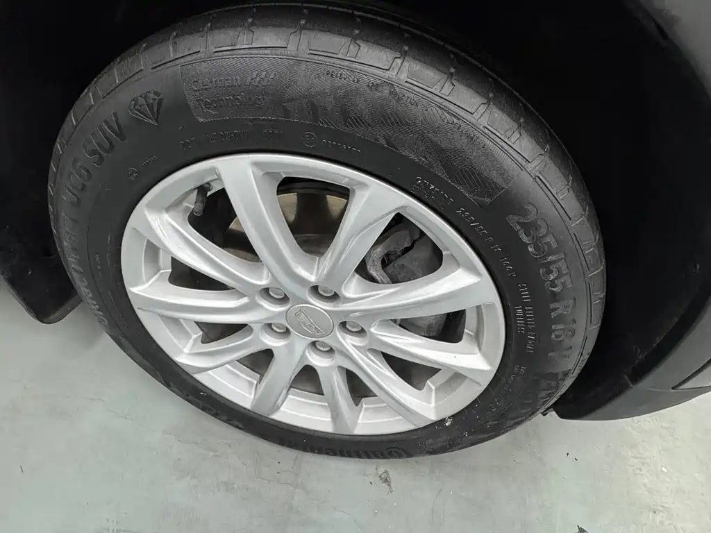Cadillac XT4 — миниатюра 5