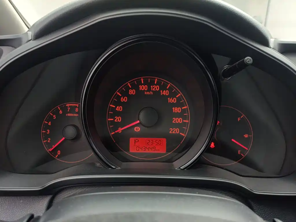 Honda Fit — миниатюра 5