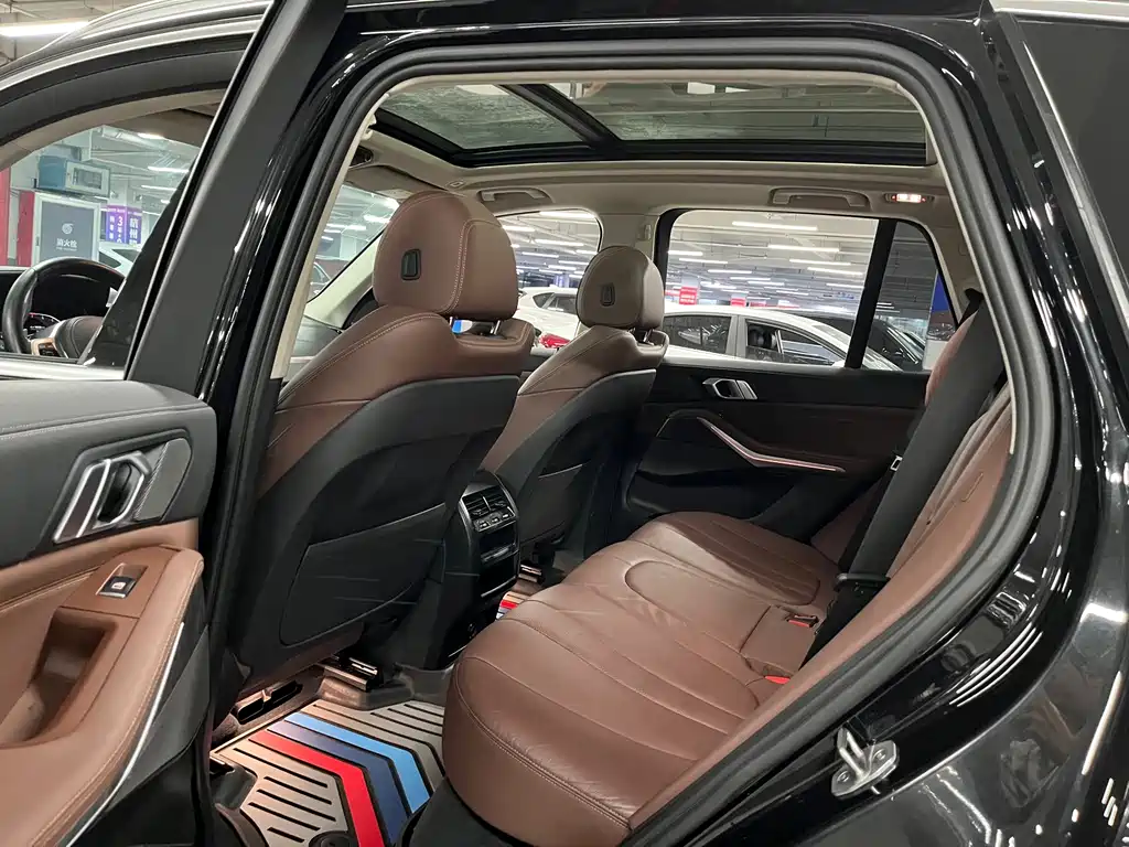 BMW X5 (Import) — миниатюра 15