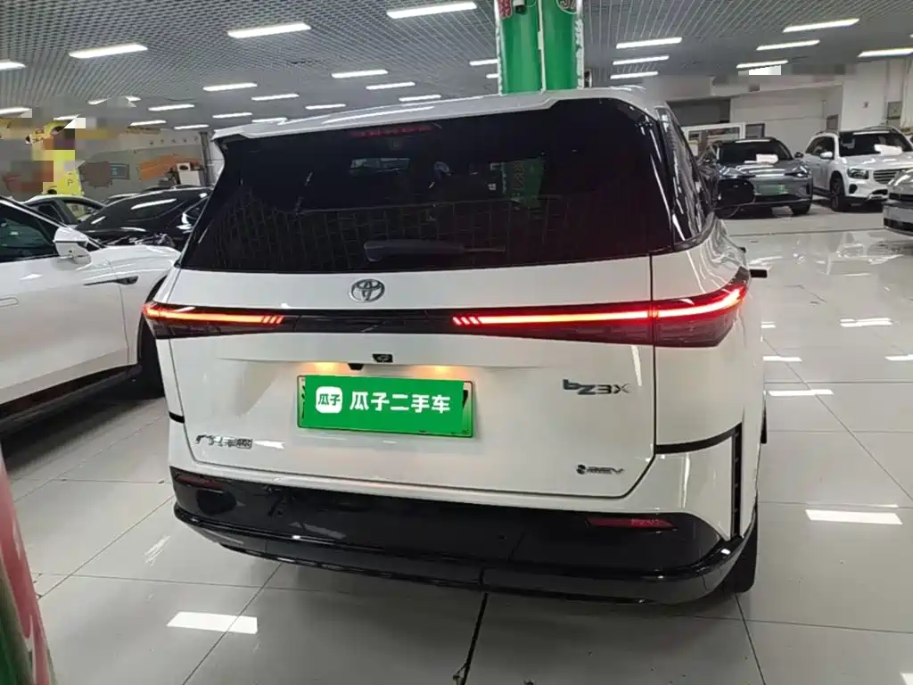 Toyota bZ3X — миниатюра 6