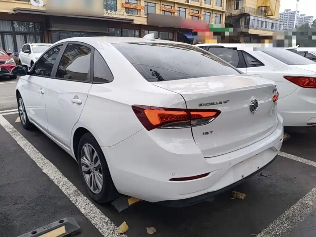 Buick Excelle — миниатюра 5