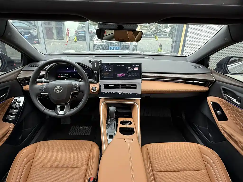 Toyota Avalon — миниатюра 5