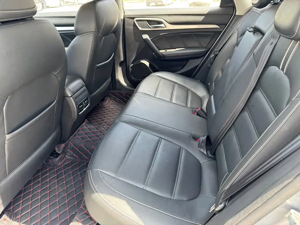 MG MG6 — миниатюра 10