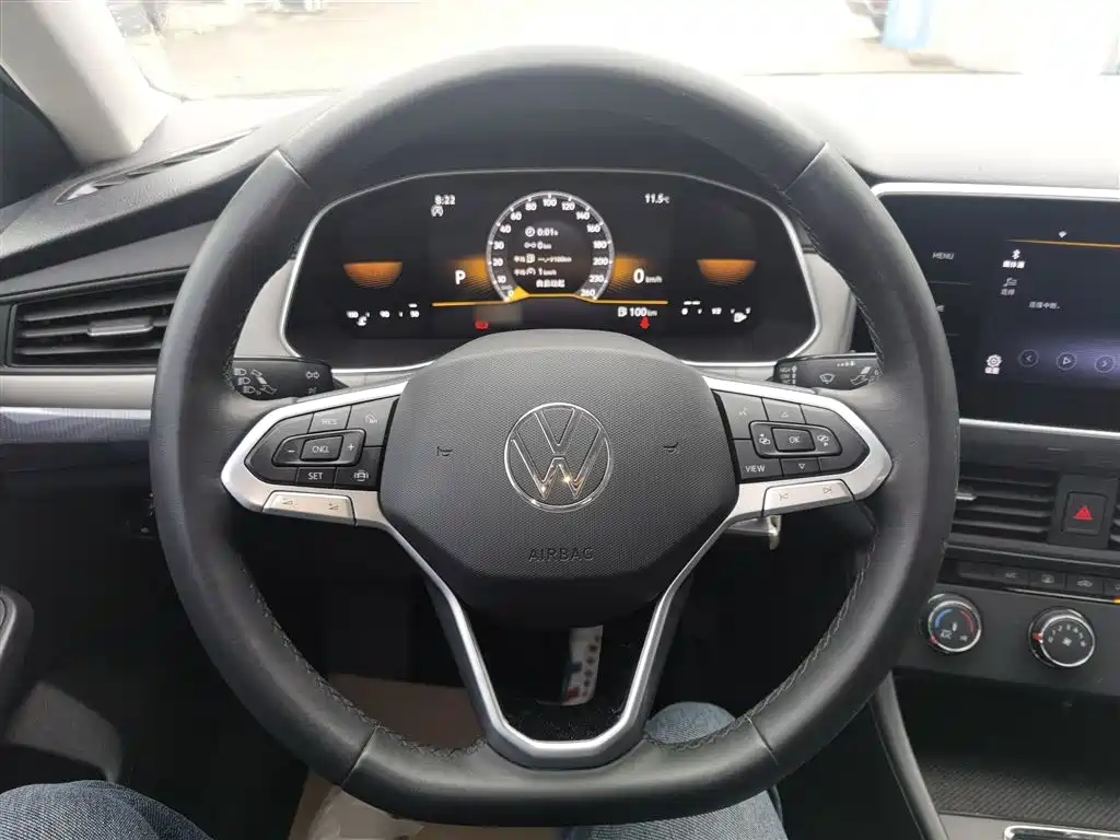 Volkswagen Bora 2024 200TSI DSG