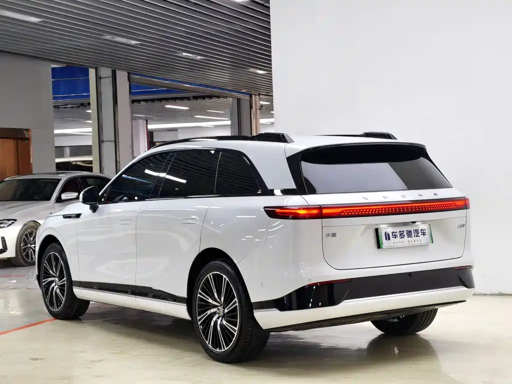XPeng G9 — миниатюра 13