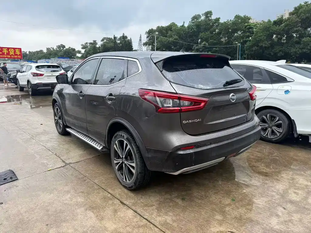 Nissan Qashqai — миниатюра 5