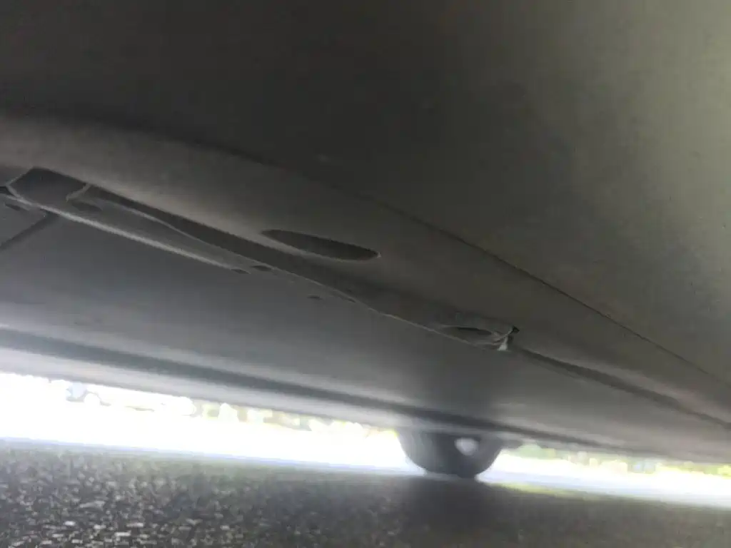 Tesla Model Y — миниатюра 17