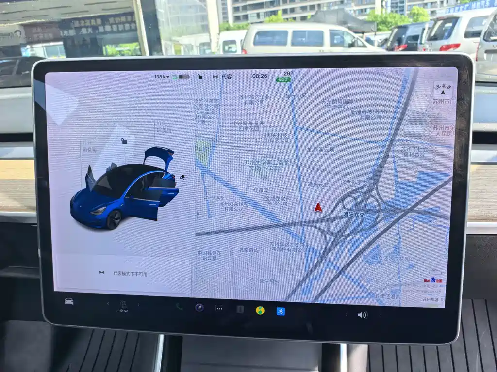 Tesla Model 3 — миниатюра 15