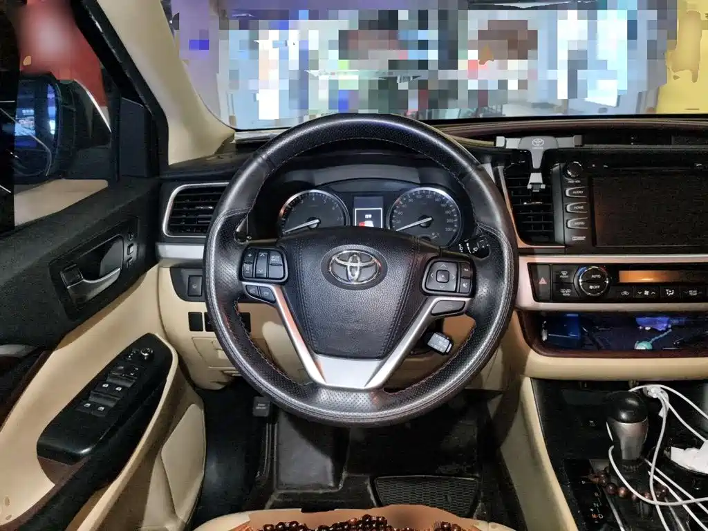 Toyota Highlander — миниатюра 6