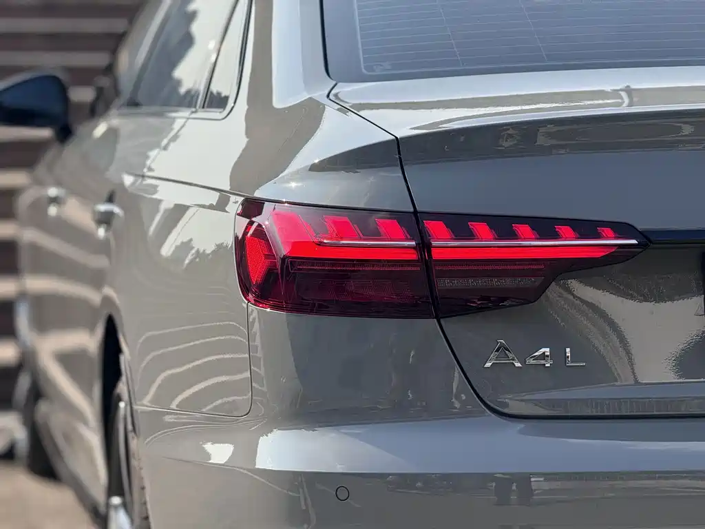 Audi A4L — миниатюра 14