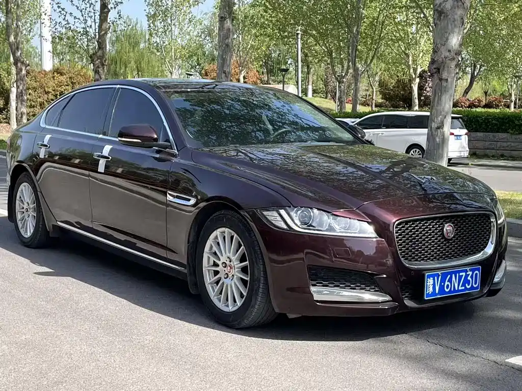 Jaguar XFL 2017