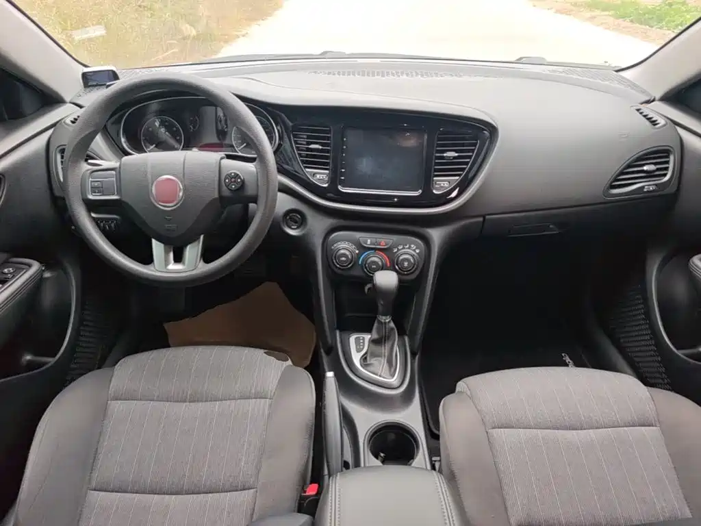 Fiat Viaggio — миниатюра 10