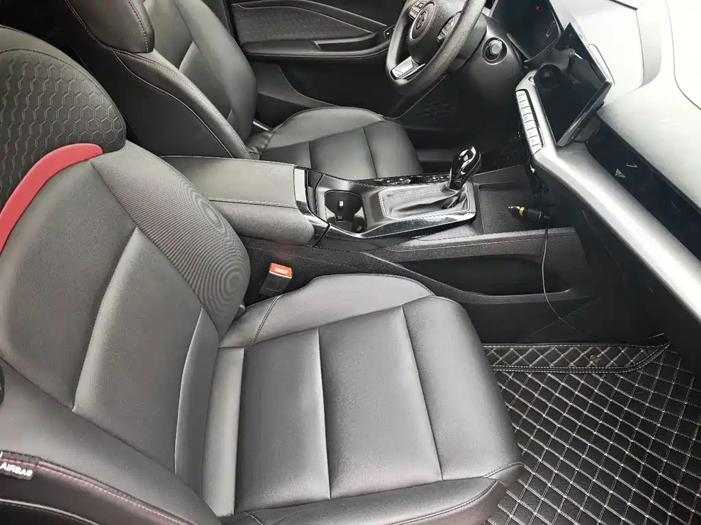 MG MG5 — миниатюра 14