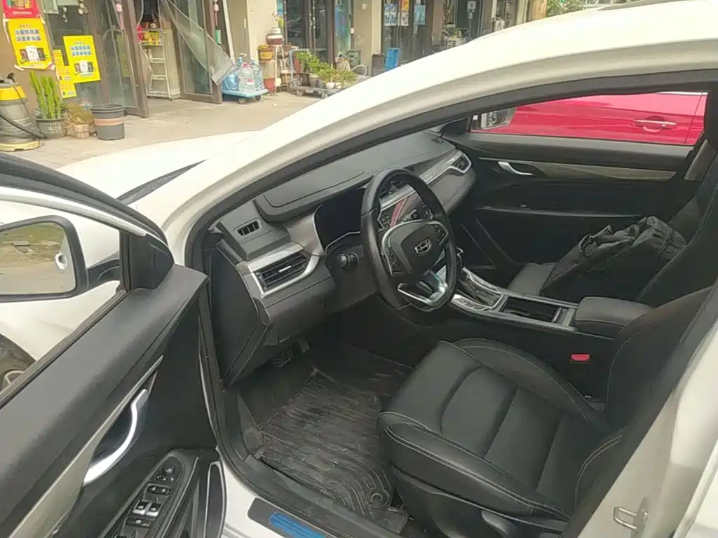 Geely Emgrand — миниатюра 16