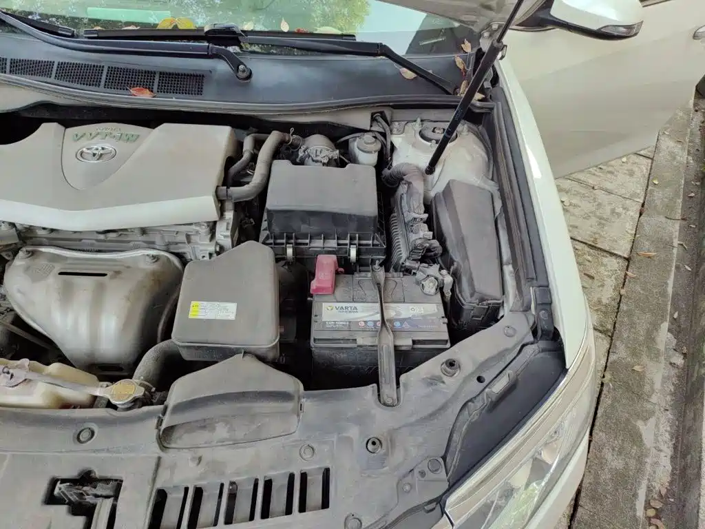 Toyota Camry — миниатюра 21