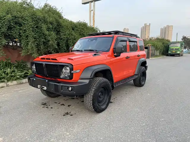 2022 TANK 300