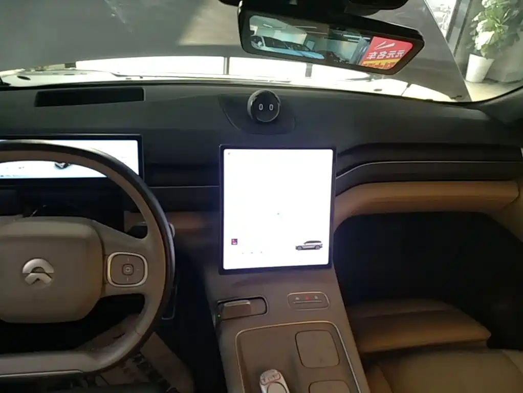 NIO ES8 — миниатюра 13