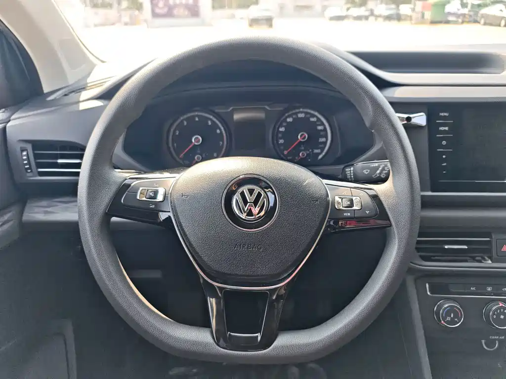 Volkswagen Tharu — миниатюра 14