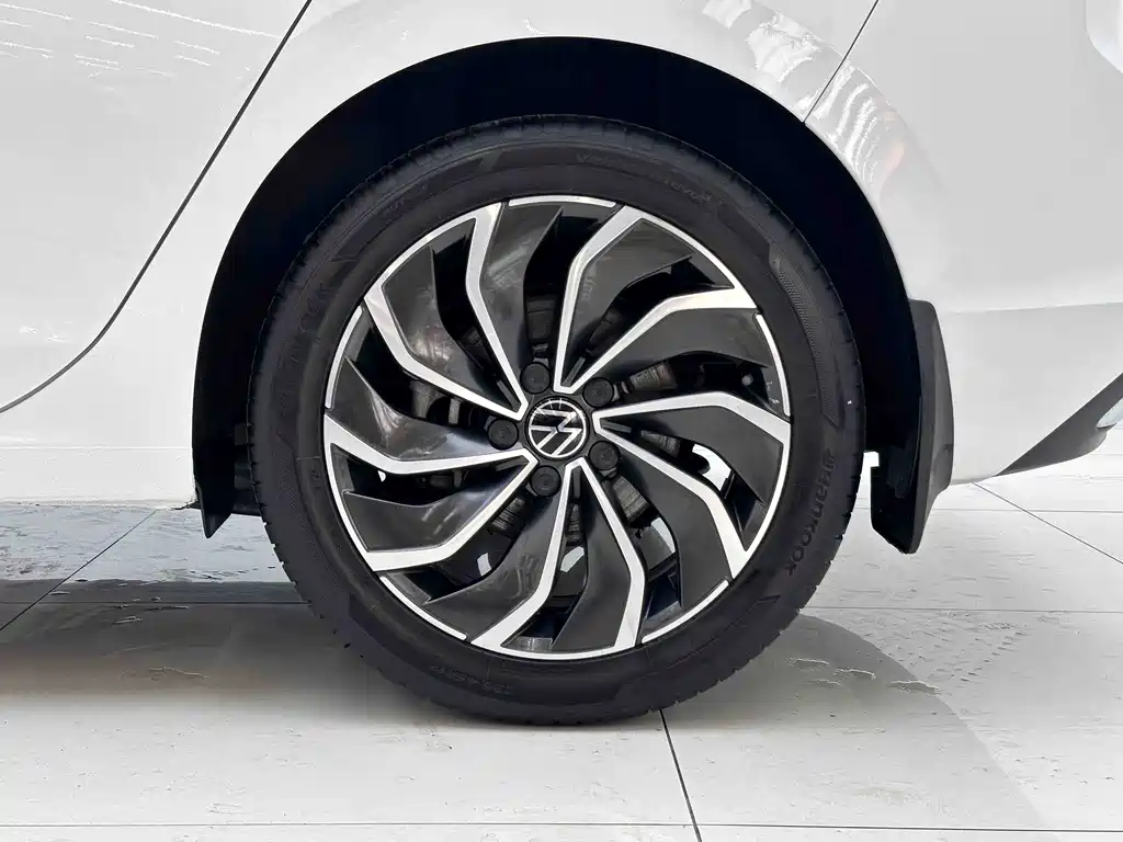 Volkswagen Golf — миниатюра 9