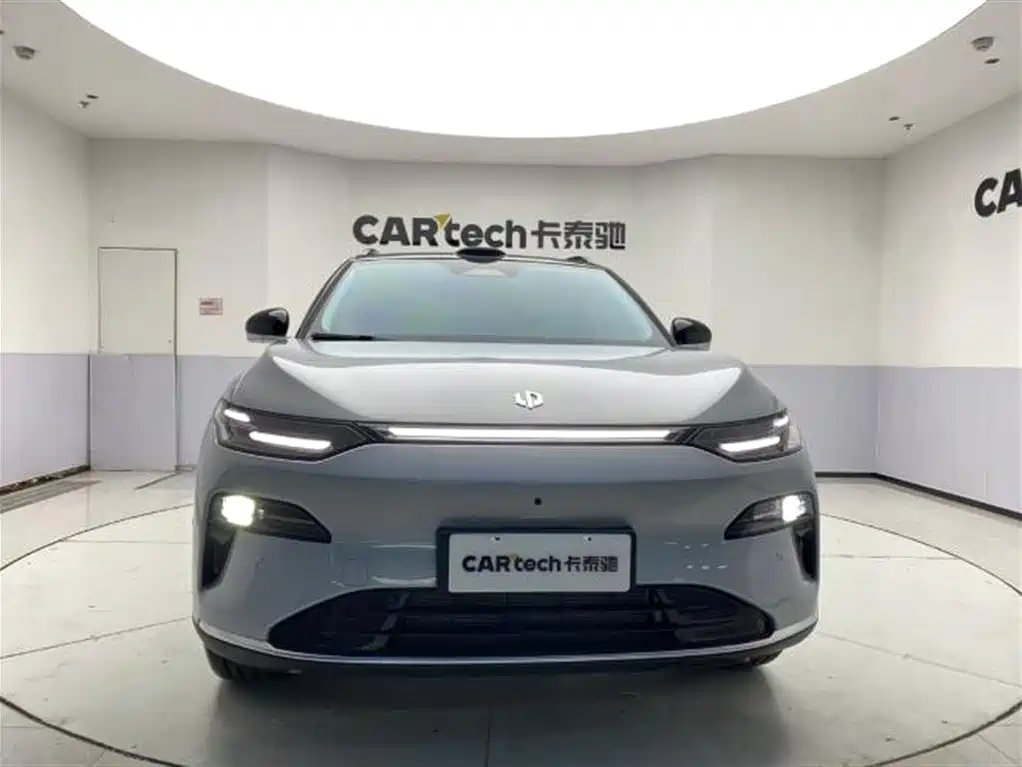 ZERO-RUNNING CAR ZERO RUN C11