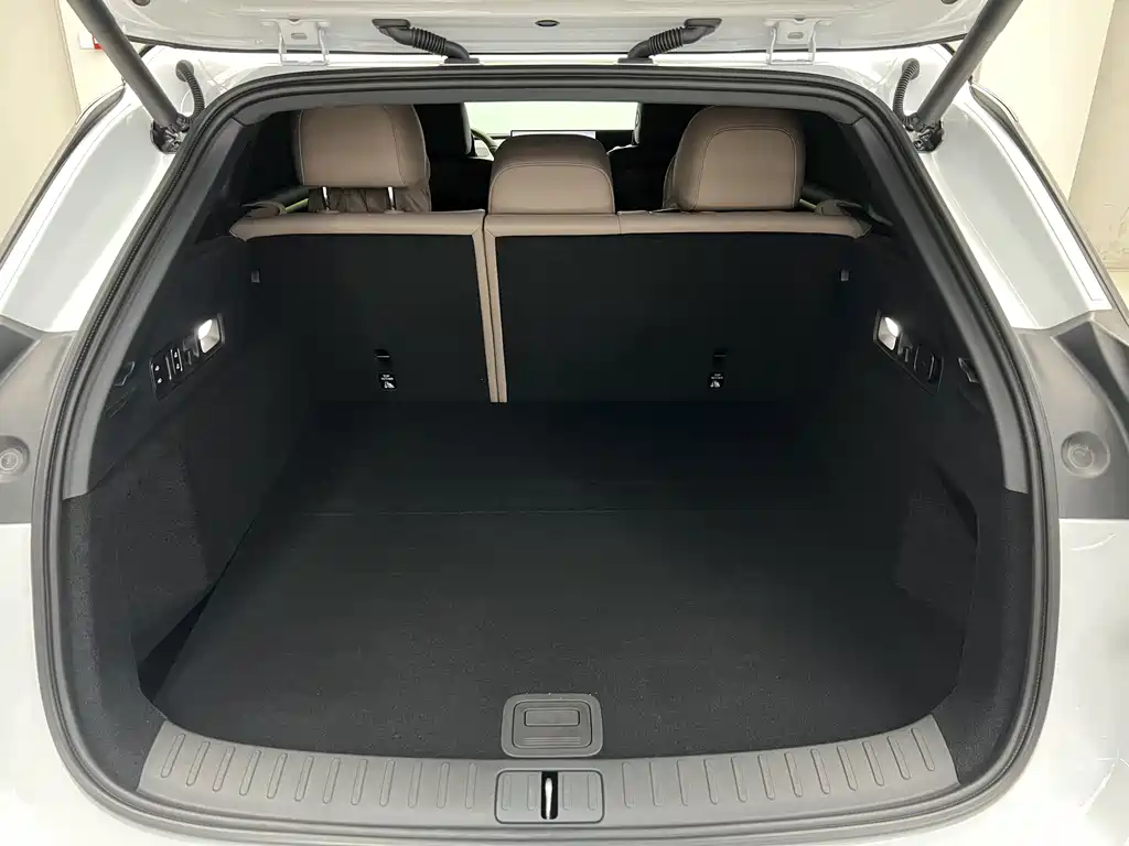 Li Auto Li i6 — миниатюра 7