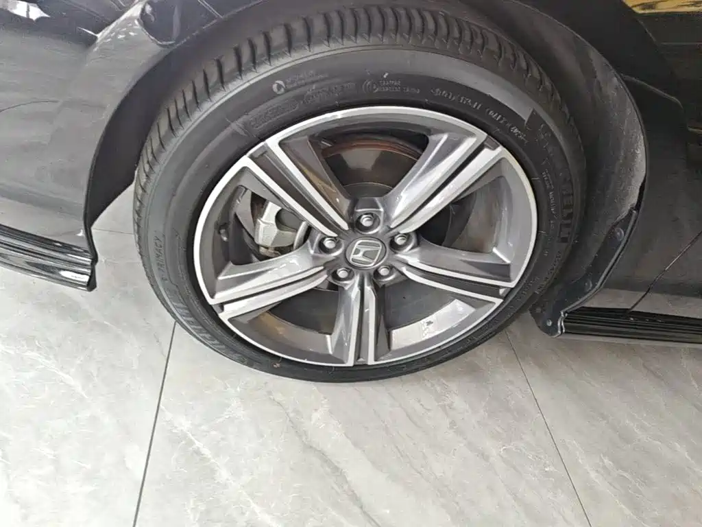 Honda Accord — миниатюра 23