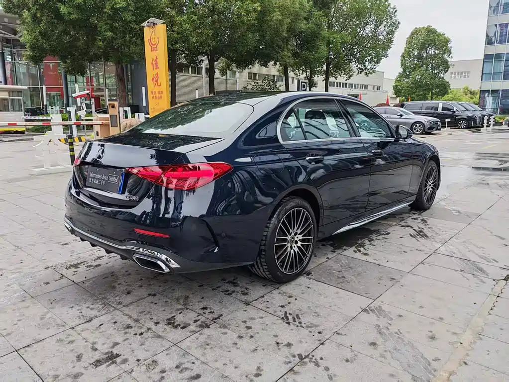 Mercedes-Benz C-Class — миниатюра 25