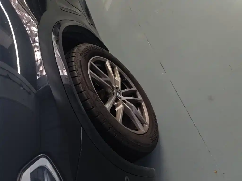 BMW X3 — миниатюра 23