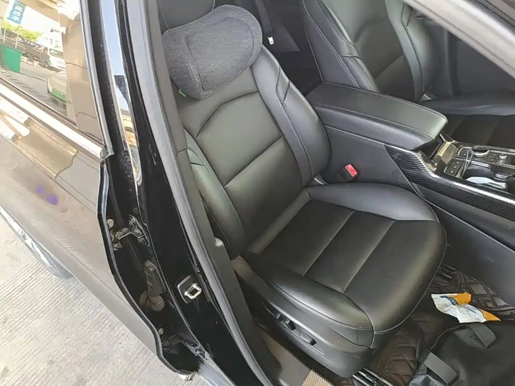 Cadillac XT4 — миниатюра 25