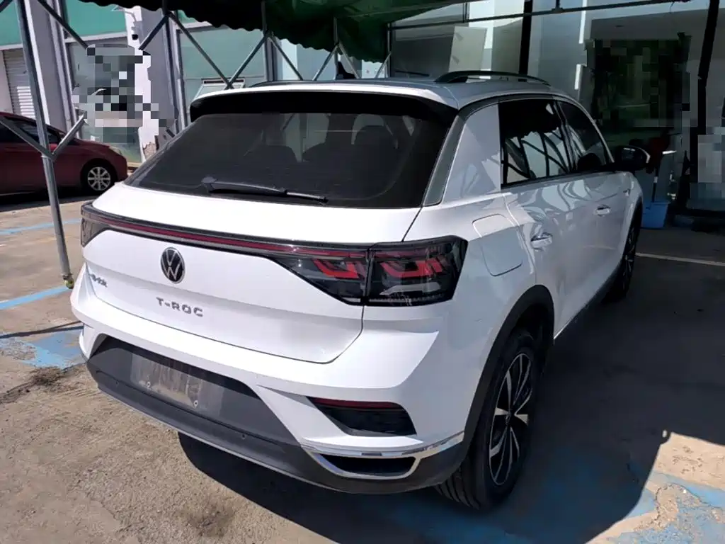 Volkswagen T-Roc — миниатюра 7