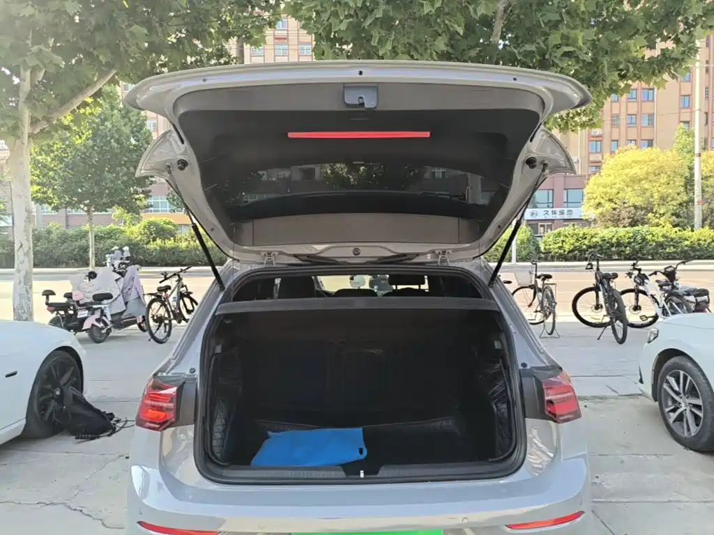 Volkswagen Golf — миниатюра 19