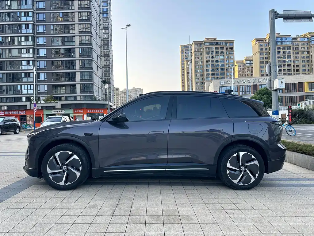 NIO ES6 — миниатюра 10