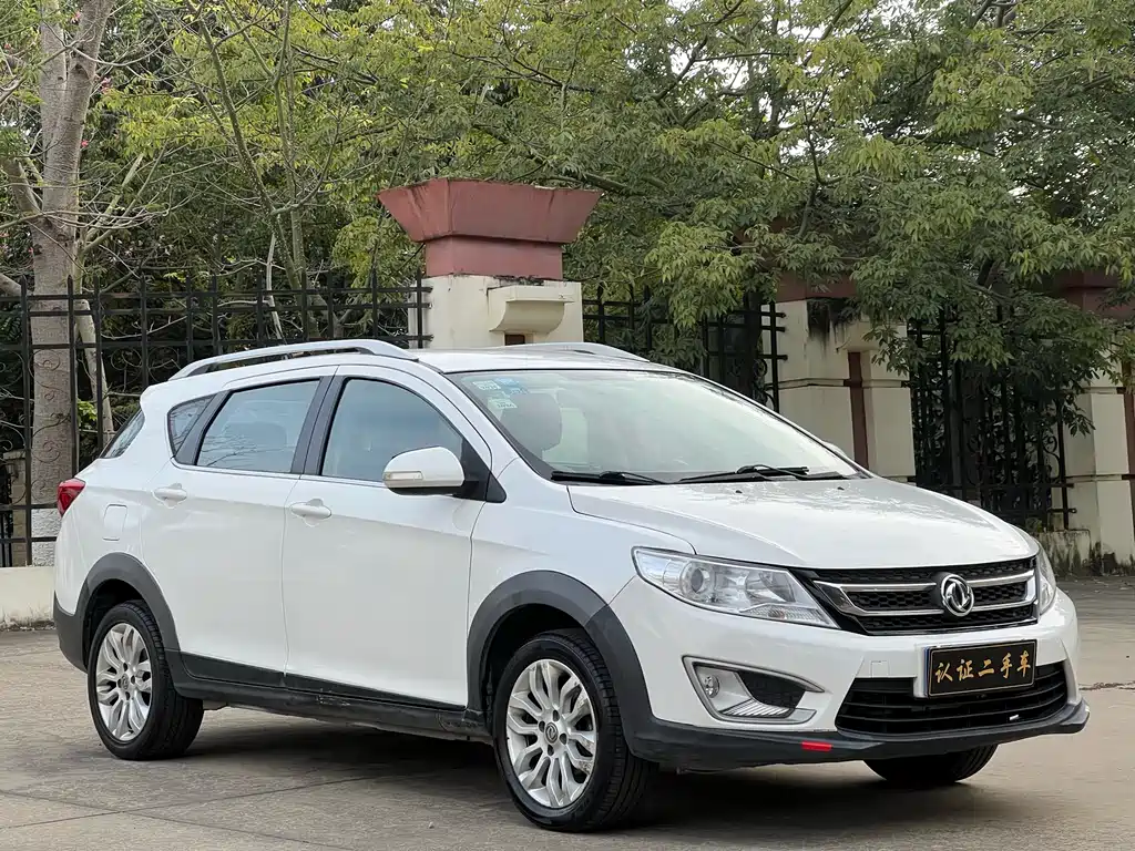 DONGFENG AX3