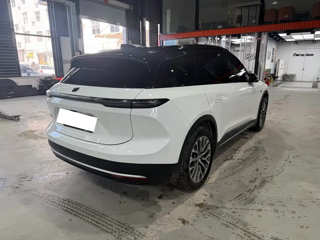 NIO ES6 — миниатюра 5