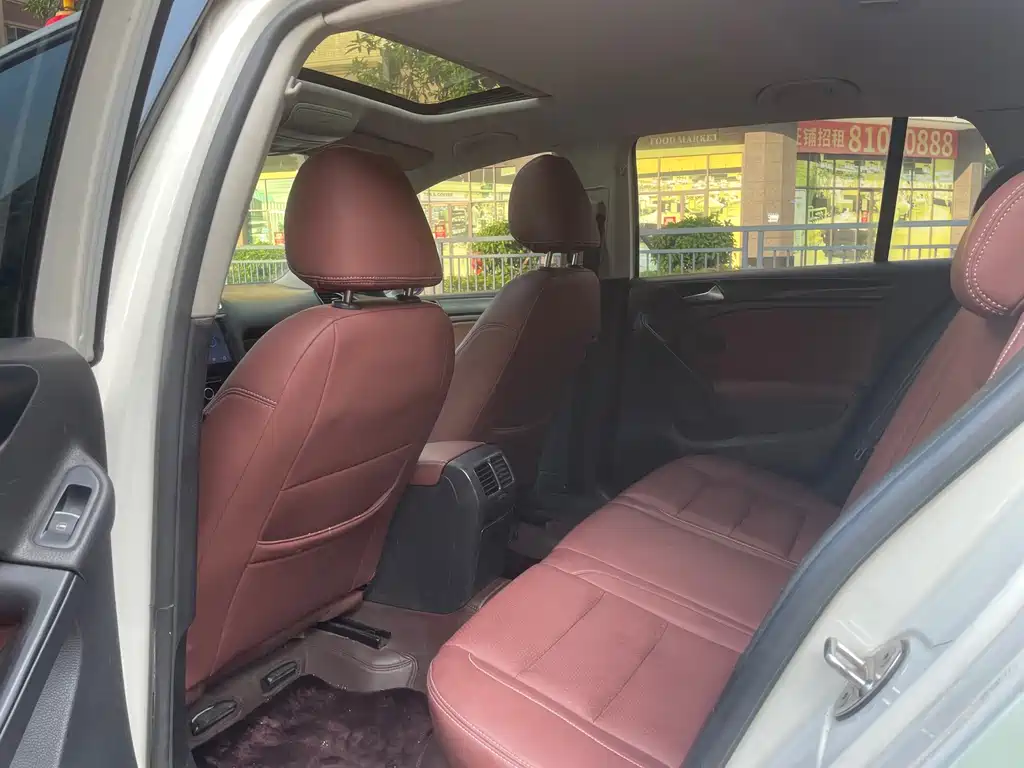 Volkswagen Golf — миниатюра 11